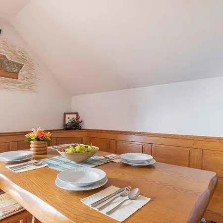 Apartment In Novo Mesto - Dostava - Kranjska Krain 26036 *